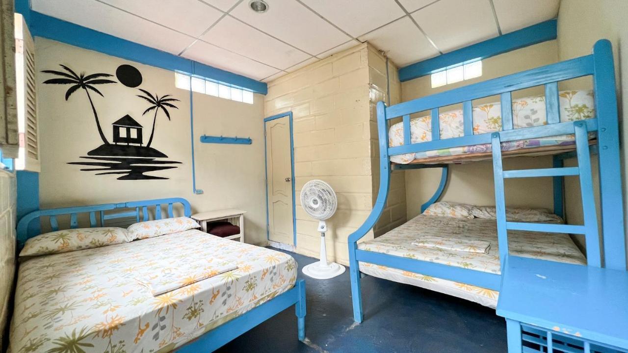 Arrecife Montanita Hostal Exteriör bild